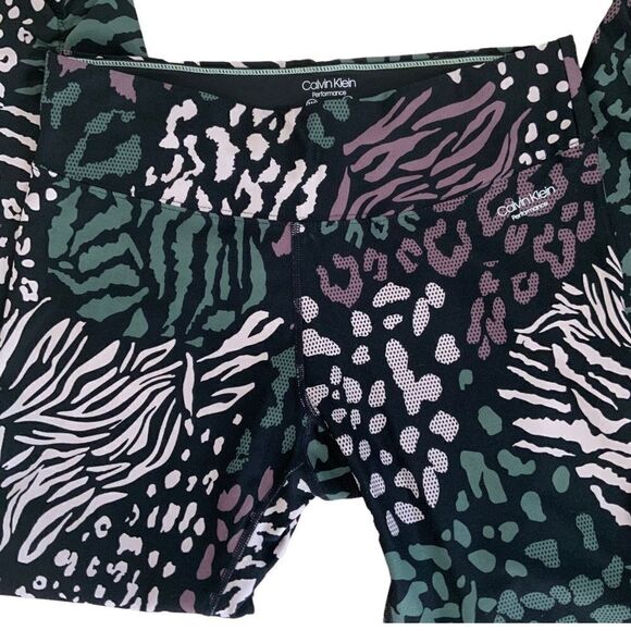 Calvin Klein Performance Leggings Capri Geometric Pattern Multi-Color Size M - Picture 3 of 9